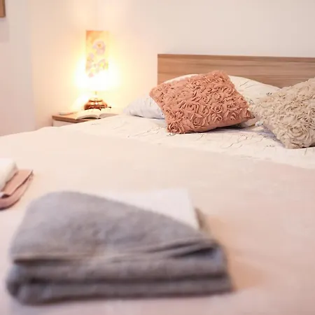 Milka With Sea View Apartamento