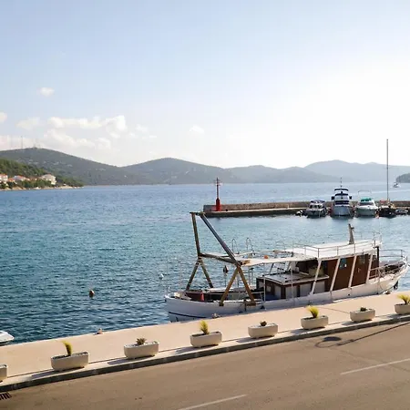 Apartamento Milka With Sea View Tisno