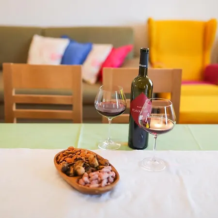 Milka Apartment Tisno