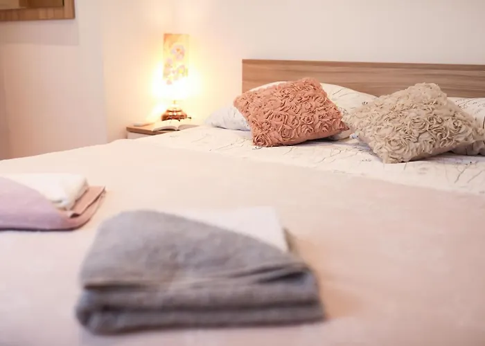 Milka With Sea View Apartament