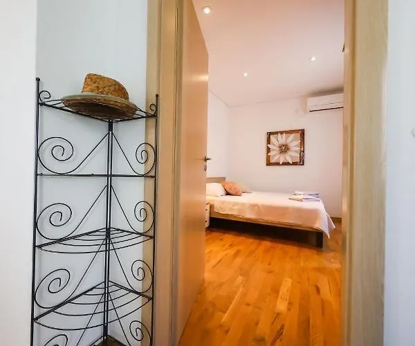 Milka With Sea View *